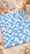 Chainette blue and white handmade baby blanket